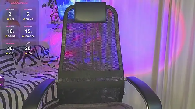 Snapshot of KellyFouler chatting on 03.01.26 KellyFouler online show from 03.01.26