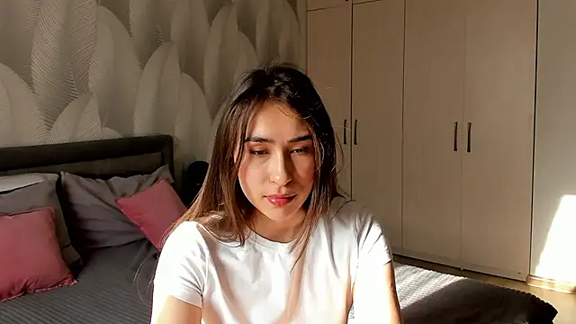 Bambiii bby online show from 04.03.26