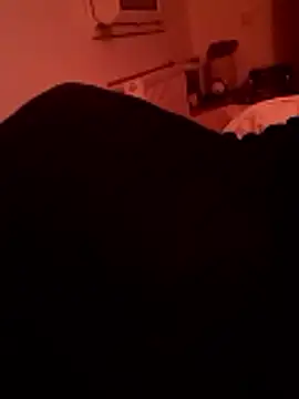 Snapshot of crems77 chatting on 01.11.26 crems77 online show from 01.11.26