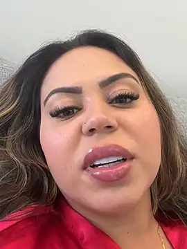 Snapshot of lariic chatting on 03.02.26 lariic online show from 03.02.26