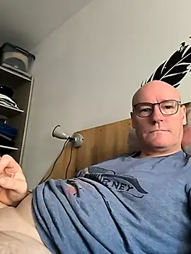 bogland33 online show from 10.05.25