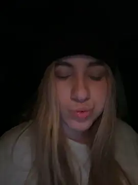 ARITOO  online show from 12.13.24