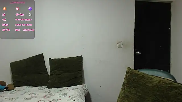 carolina linarez69 online show from 03.20.26