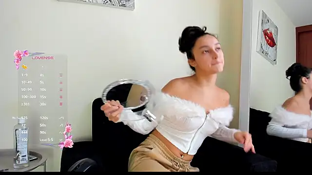 its  angelica  online show from 10.28.25