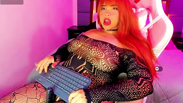 Snapshot of MimiRodriguez chatting on 02.21.25 MimiRodriguez online show from 02.21.25