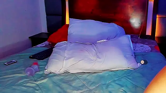 Snapshot of MimiRodriguez chatting on 02.23.25 MimiRodriguez online show from 02.23.25