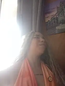 Snapshot of MimiRodriguez chatting on 05.22.26 MimiRodriguez online show from 05.22.26