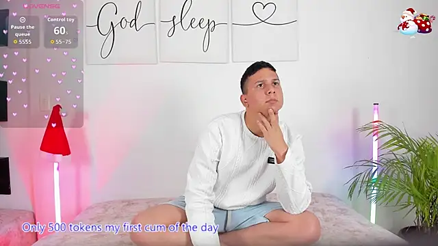 Snapshot of ANDREZALVAREZ chatting on 11.23.25 ANDREZALVAREZ online show from 11.23.25