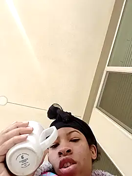 lightskinnbrazzy online show from 12.26.24