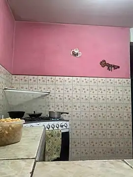 Evabigass online show from 12.13.24