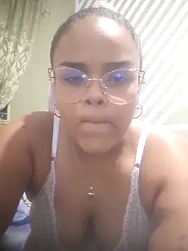 Evabigass online show from 02.28.25