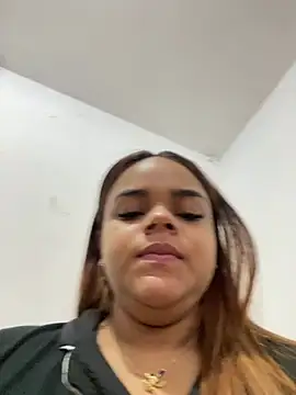 Evabigass online show from 04.20.26