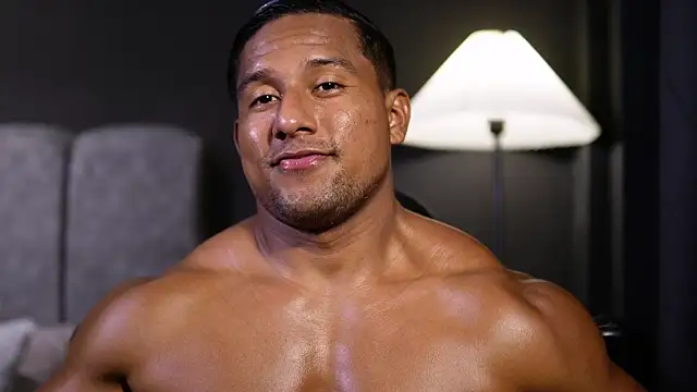 Snapshot of CallumMuscle chatting on 11.28.25 CallumMuscle online show from 11.28.25