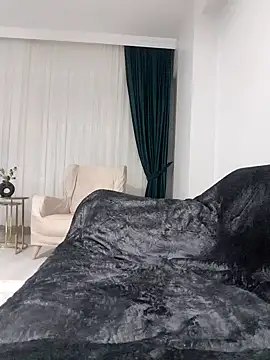 Gabbyyyyyy online show from 10.24.25