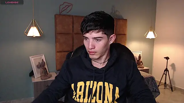 AlejooTwink online show from 02.05.25