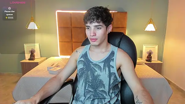 AlejooTwink online show from 11.11.25