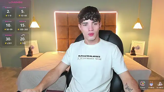 AlejooTwink online show from 11.30.25