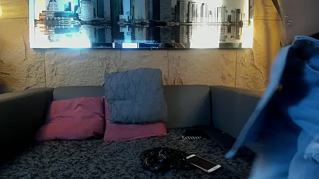 Layla 707 online show from 09.13.25