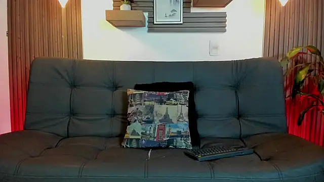 Layla 707 online show from 09.25.25