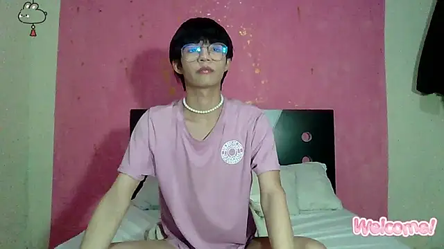 Snapshot of seung_vinblue chatting on 12.09.24 seung vinblue online show from 12.09.24