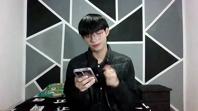 Snapshot of seung_vinblue chatting on 11.20.25 seung vinblue online show from 11.20.25