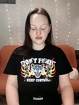 Aria  Dark online show from 12.10.24