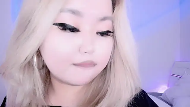 amelia sunlight online show from 12.04.24