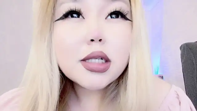 amelia sunlight online show from 03.05.25