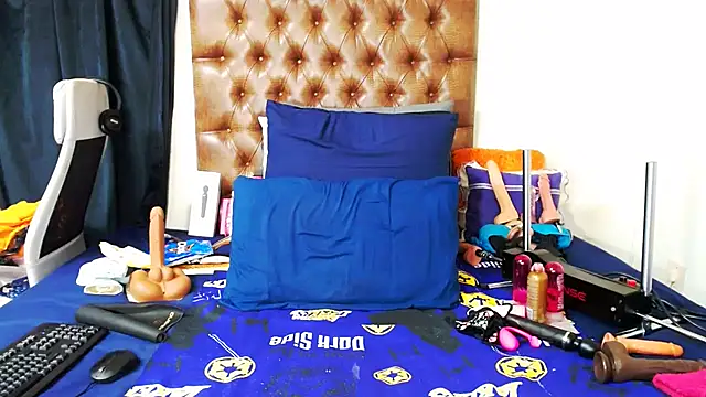 Hotxbums22 online show from 02.07.26