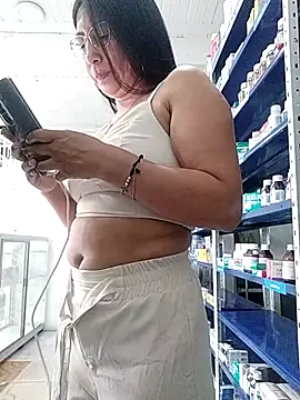 Megan jennerr online show from 02.26.25