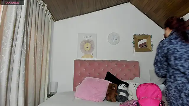 CelessteRedds online show from 03.12.25