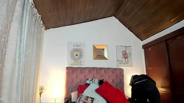 CelessteRedds online show from 04.17.26