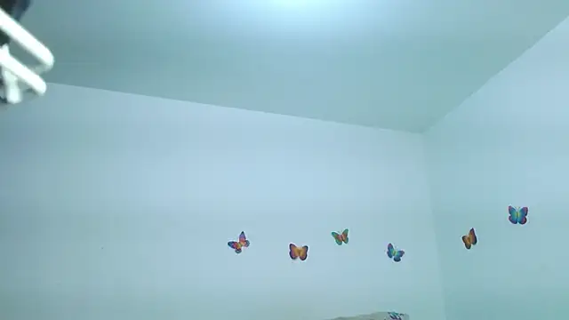 Snapshot of Venus-Wood chatting on 01.06.25 Venus-Wood online show from 01.06.25