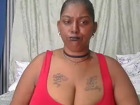 Snapshot of indiansuga chatting on 02.21.26 indiansuga online show from 02.21.26