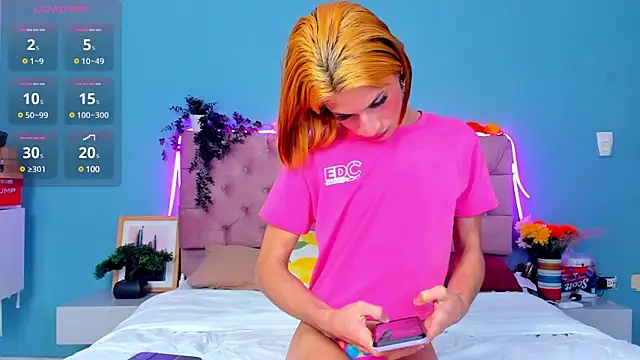 Ladanny  online show from 12.15.24