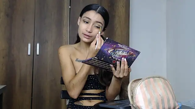 Snapshot of conni_f00x chatting on 02.25.25 conni f00x online show from 02.25.25