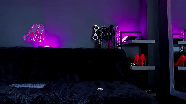 DelaneyStone online show from 01.16.26