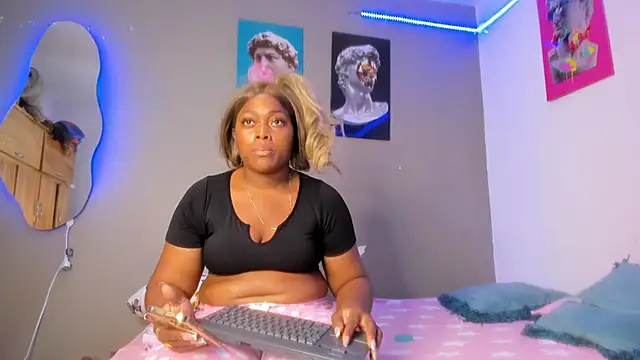 Lilybaudinx96 online show from 12.12.24