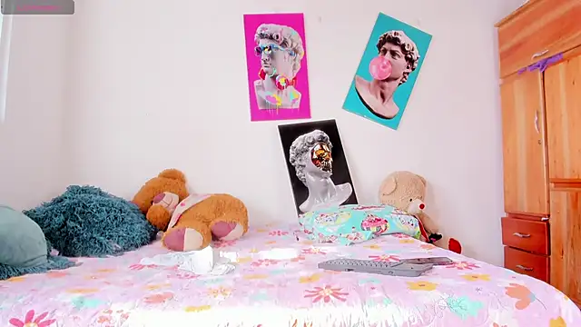 Lilybaudinx96 online show from 09.12.25