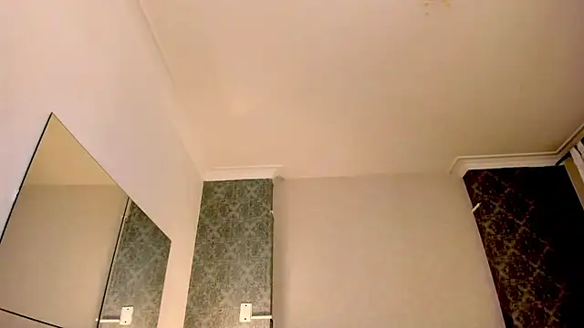 Snapshot of Mistyca chatting on 03.01.25 Mistyca online show from 03.01.25