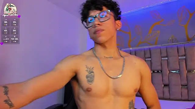 AkazaBoy  online show from 01.01.25