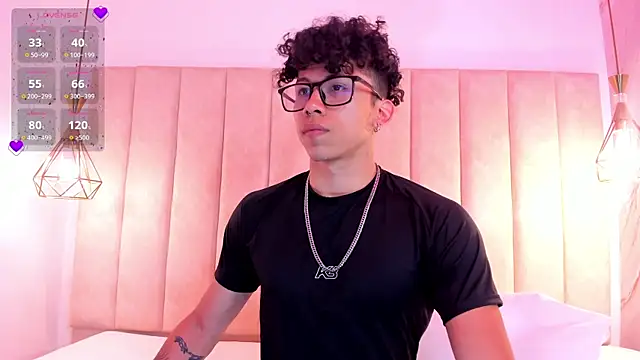 AkazaBoy  online show from 09.09.25