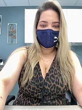 famous indian girl online show from 10.03.25