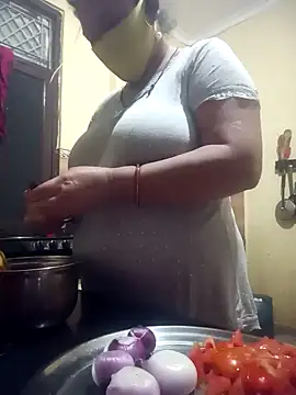 Punjabi beauty123 online show from 12.15.24