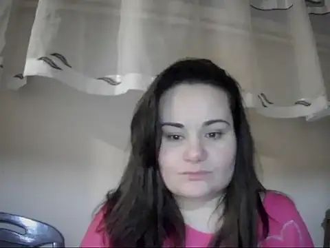 Snapshot of AalinnaK chatting on 02.06.26 AalinnaK online show from 02.06.26