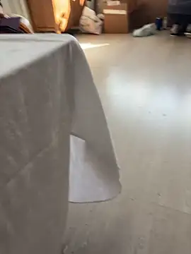 daubine46 online show from 04.17.26