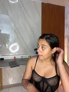 floriamANDjazmin online show from 11.20.25