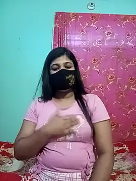 Snapshot of Sumi-roy chatting on 10.04.25 Sumi-roy online show from 10.04.25