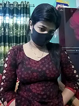 Snapshot of Sumi-roy chatting on 11.27.25 Sumi-roy online show from 11.27.25