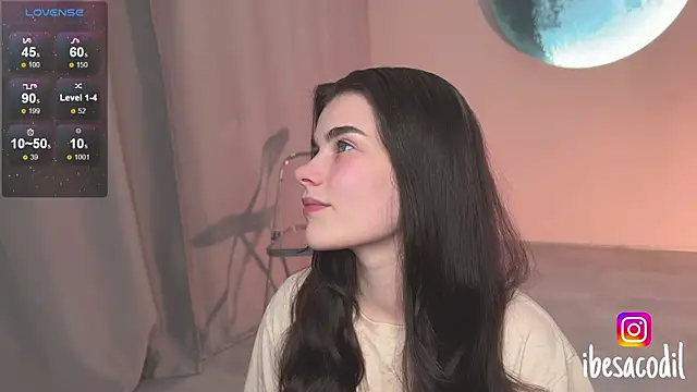 Snapshot of adriana_allien chatting on 07.20.26 adriana allien online show from 07.20.26